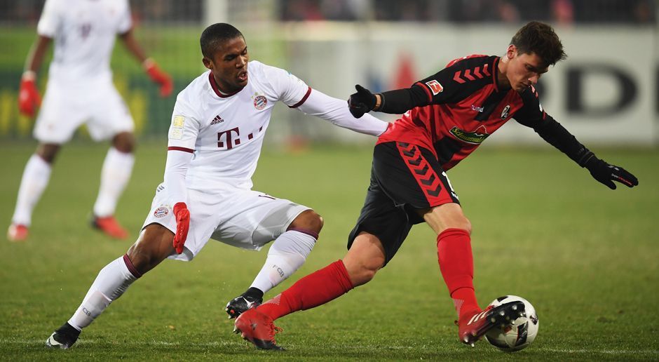 
                <strong>Douglas Costa (FC Bayern München)</strong><br>
                Douglas Costa (bis 71. Minute): Fand zunächst kaum Bindung zum Spiel. Der Brasilianer bereitete dann aber das 1:1 durch Lewandowski per Ecke vor. Ließ seine Fähigkeiten nur vereinzelt aufblitzen. Verdiente sich eine Gelbe Karte, als er den davonlaufenden Philipp zu Boden riss. In der Schlussphase machte er Platz für Ribery. ran-Note: 4
              