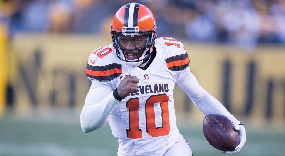 
                <strong>Robert Griffin III (Cleveland Browns) </strong><br>
                Robert Griffin III ist Free Agent! Wie ESPN-Reporter Josina Anderson berichtet, entlassen die Cleveland Browns ihren Quarterback einen Tag bevor sie ihm einen Bonus von 750.000 US-Dollar hätten zahlen müssen. Der 27-Jährige kam in der vergangenen Saison wegen einer Schulterverletzung lediglich auf fünf Einsätze in Cleveland. Dabei warf er für 886 Yards zwei Touchdowns und drei Interceptions. Griffins Entlassung erfolgt einen Tag nach der Verpflichtung von Brock Osweiler. Laut NFL-Insider Ian Rapoport hat Cody Kessler jetzt eine große Chance, Starting-Quarterback zu werden.
              