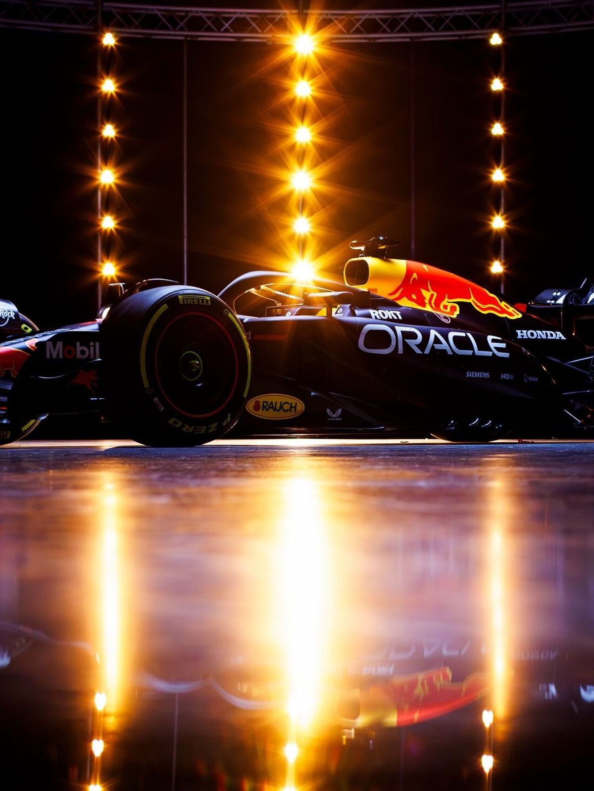 So sieht der neue Red Bull RB21 für die Formel-1-Saison 2025 aus