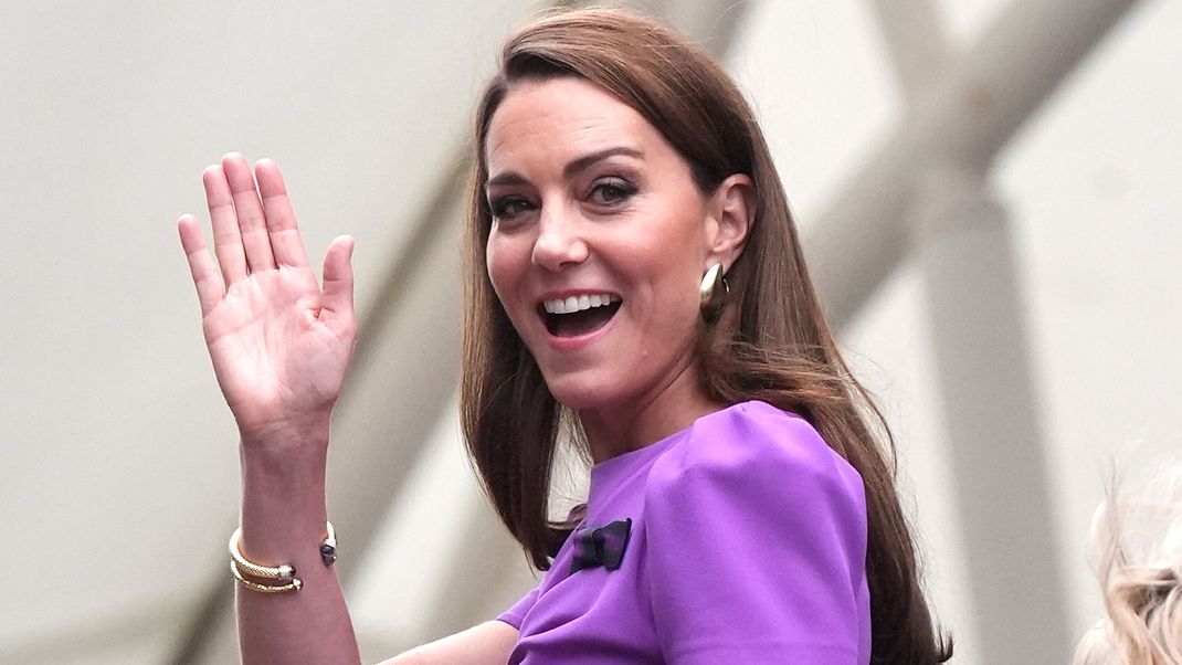 Zuletzt zeigte sich Prinzessin Kate in Wimbledon - doch jetzt wagte sie sich wieder nach draußen, aber ganz heimlich.