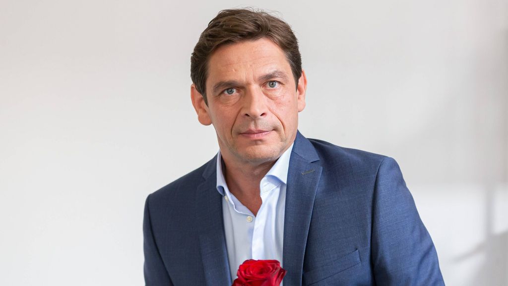 Tom Mikulla: Das macht der Ex-Kommissar aus "Die Rosenheim-Cops" heute