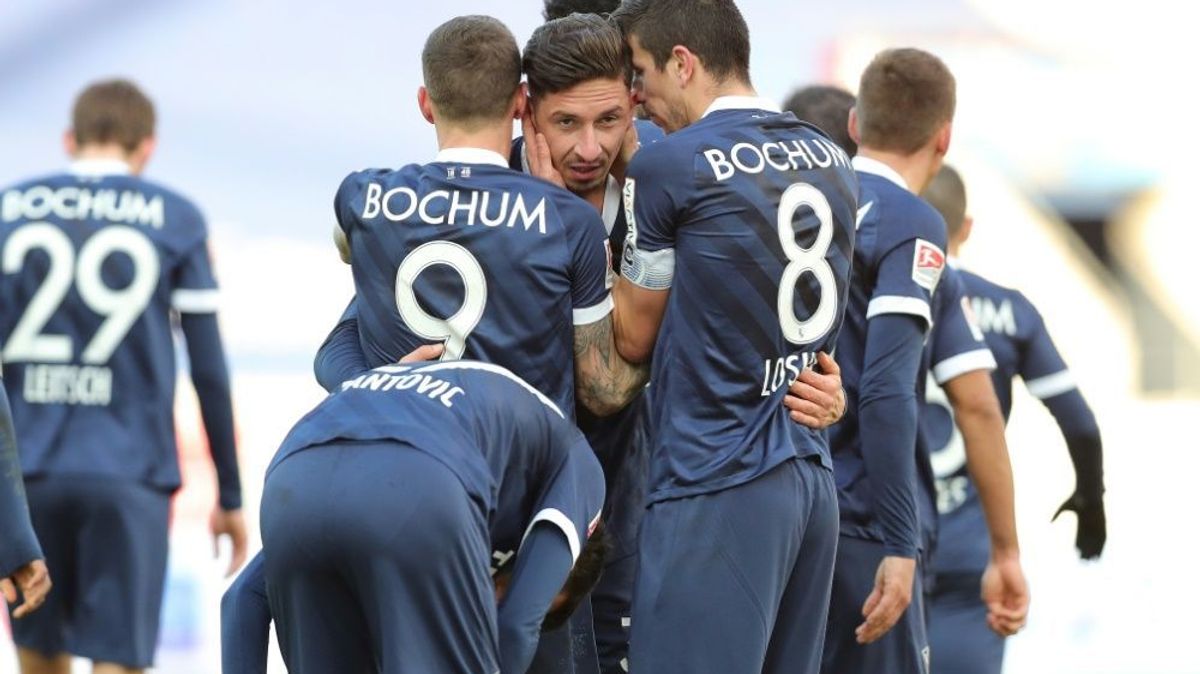 Zwei späte Treffer lassen Bochum jubeln