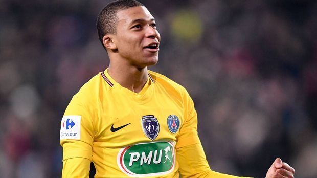 
                <strong>4. Kylian Mbappe</strong><br>
                Klub: Paris St. GermainPosition: StürmerAlter: 19Vertrag bis: 2022Marktwert: 192,5 Millionen Euro
              