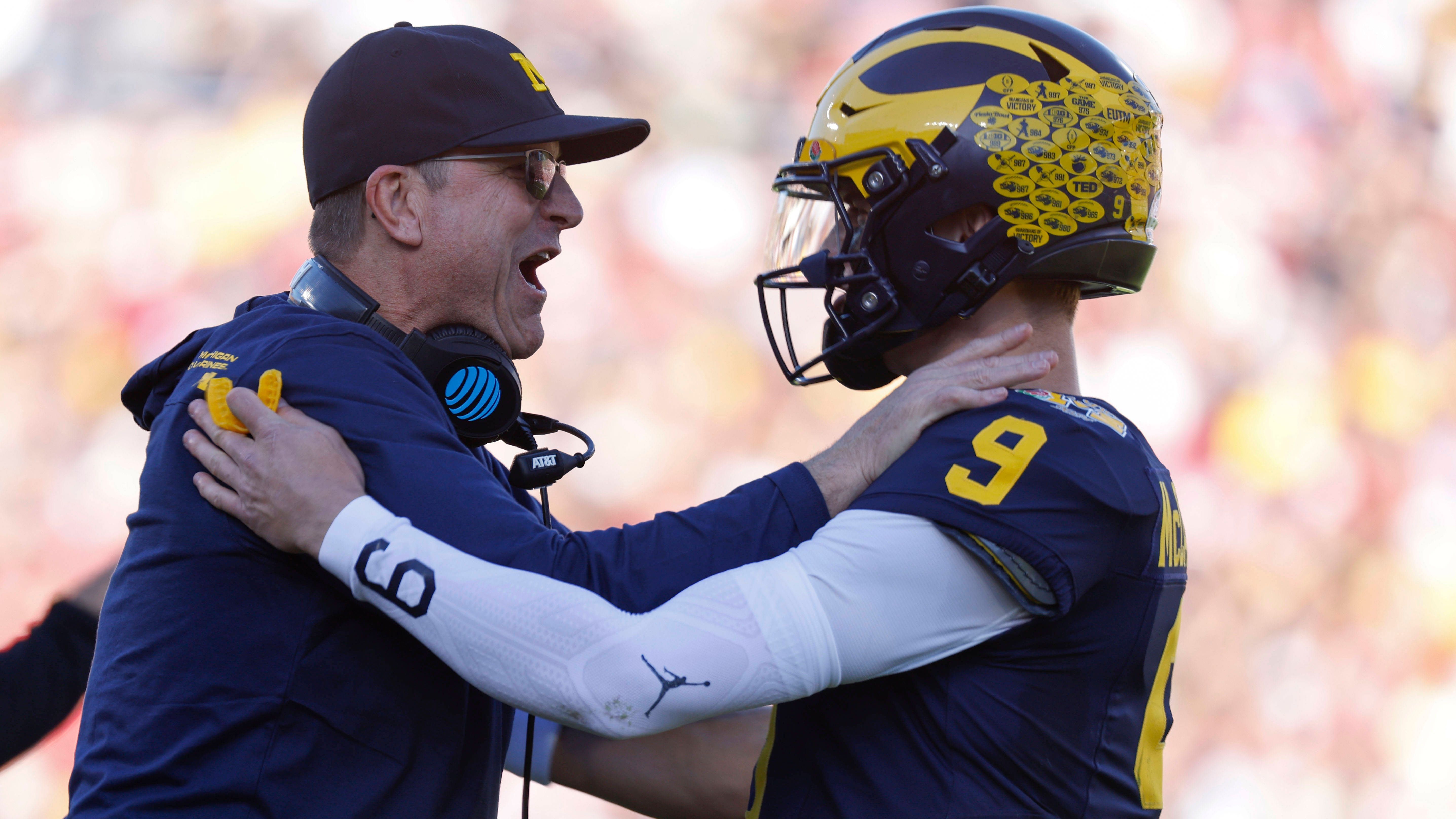 <strong>4. Michigan Wolverines vs. Neueste Hirngespinste</strong><br>Auch dort spielt die Faktenlage keine Rolle. Dass dieses Team außerhalb des eigenen Fanlagers keine großen Sympathien hervorruft, ist nur ihm selbst zuzuschreiben. Aber vielleicht sehen die Wolverines das anders und steigern sich auch diesbezüglich in etwas hinein. Nun denn, falls es hilft.