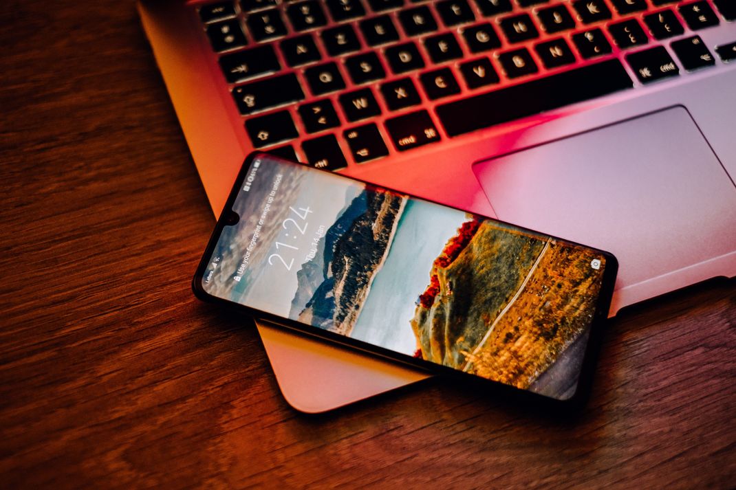 Article Image Media