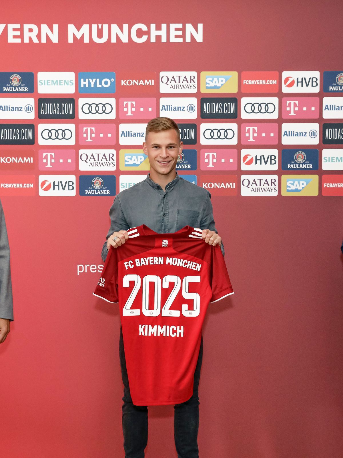 Joshua Kimmich Extends Contract With FC Bayern Muenchen Until 2025