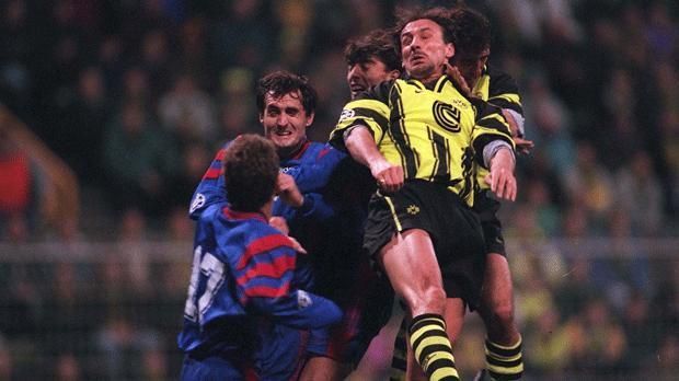 
                <strong>Dortmund-Bukarest</strong><br>
                Borussia Dortmund - Steaua Bukarest, 1996: Die Rumänen forderten den Schwarz-Gelben in der Gruppenphase alles ab. Nach 90 Minuten stand es 5:3 für die Mannschaft von Ottmar Hitzfeld. 
              