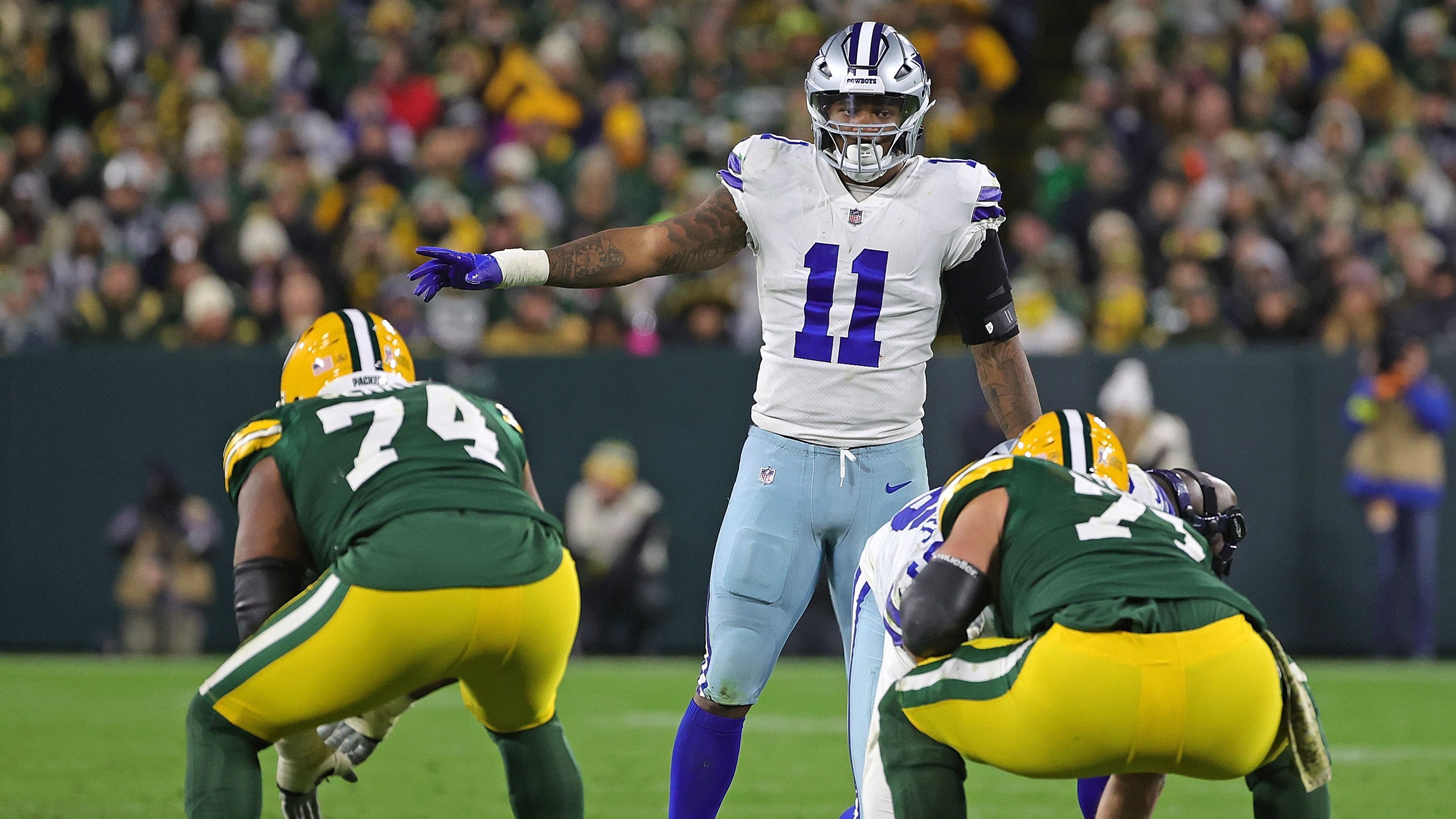 <strong>Packers (NFC #7) at Cowboys (NFC #2): Sieg Cowboys</strong><br>Jordan Love hat die Packers in seiner ersten Saison in die Playoffs geführt, obwohl er phasenweise schwächelte. Im Schlussspurt der Regular Season spielte er dann groß auf. Dennoch endet der Lauf gegen die Cowboys. Die Secondary von Green Bay wird CeeDee Lamb nicht stoppen können. Er wird ein Mega-Spiel mit 150 Yards und zwei Touchdowns liefern. Dak Prescott kommt am Ende auf vier Passing Touchdowns.