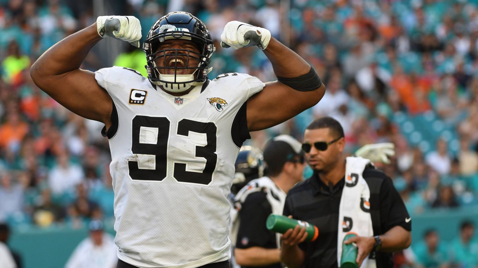 
                <strong>Jacksonville Jaguars</strong><br>
                Team Captains: Calais Campbell (DE), Nick Foles (QB), Myles Jack (LB), Brandon Lindner (C), Cody Davis (S)
              