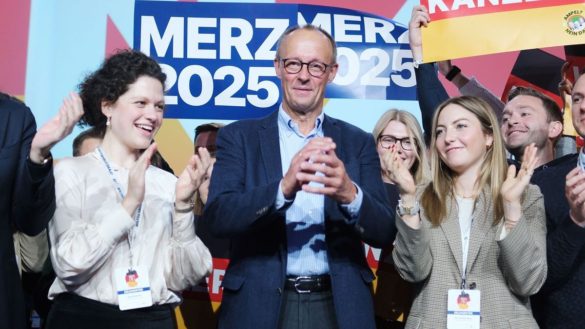 Nach dem Protest von Sänger Herbert Grönemeyers löscht die CDU eine Videosequenz mit seinem Song "Zeit, dass sich was dreht". 