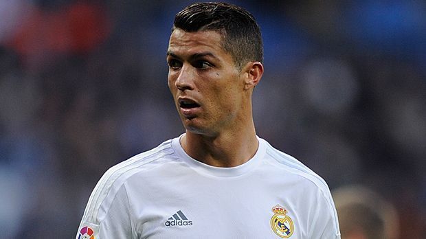 
                <strong>Cristiano Ronaldo</strong><br>
                2. Platz: Cristiano Ronaldo (Real Madrid)
              