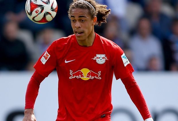 
                <strong>Yussuf Poulsen</strong><br>
                Ebenso begehrt ist Yussuf Poulsen. Der Stürmer von RB Leipzig hatte zuletzt eine leichte Torkrise zu überwinden, kommt auf bislang elf Treffer in Liga zwei. Angeblich sind die Fohlen bereit, 10 Millionen Euro für den 20-Jährigen locker zu machen.
              