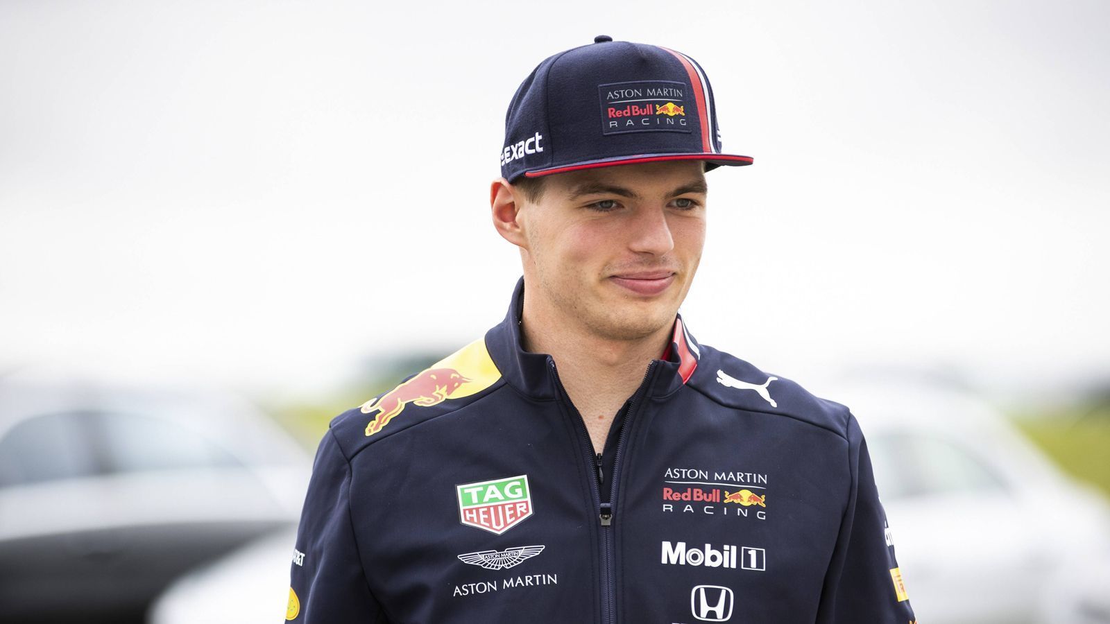 
                <strong>Max Verstappen (Red Bull Racing)</strong><br>
                Größe: 1,80 Meter
              