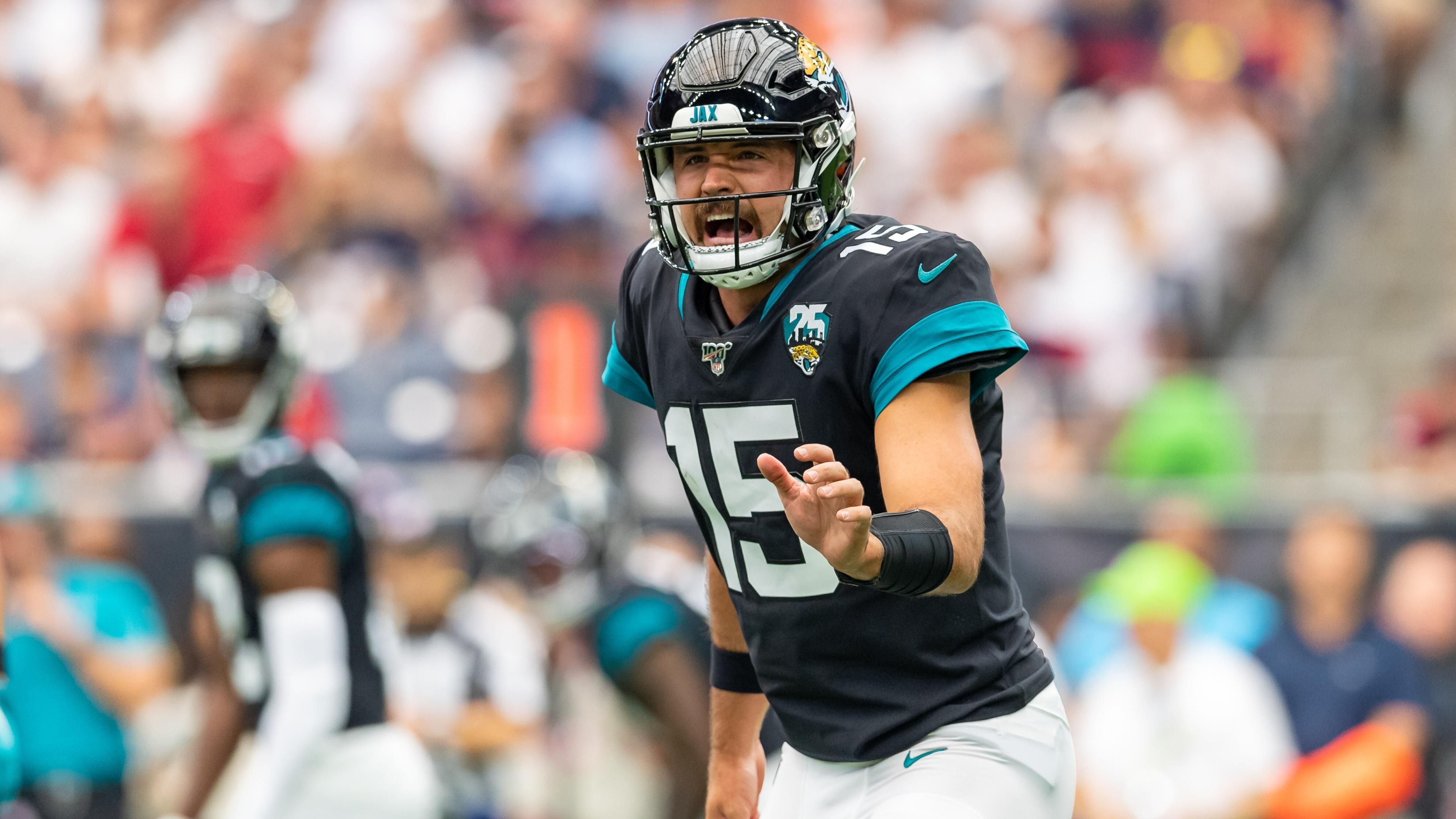 <strong>Platz 9 - geteilt: Gardner Minshew (damals Jacksonville Jaguars)</strong><br>Erster NFL-Start: Week 2, 2019 @ Houston Texans<br>Statistiken: 23/33, 213 Yards, 1 TD, 0 INT<br>QBR: 97,2