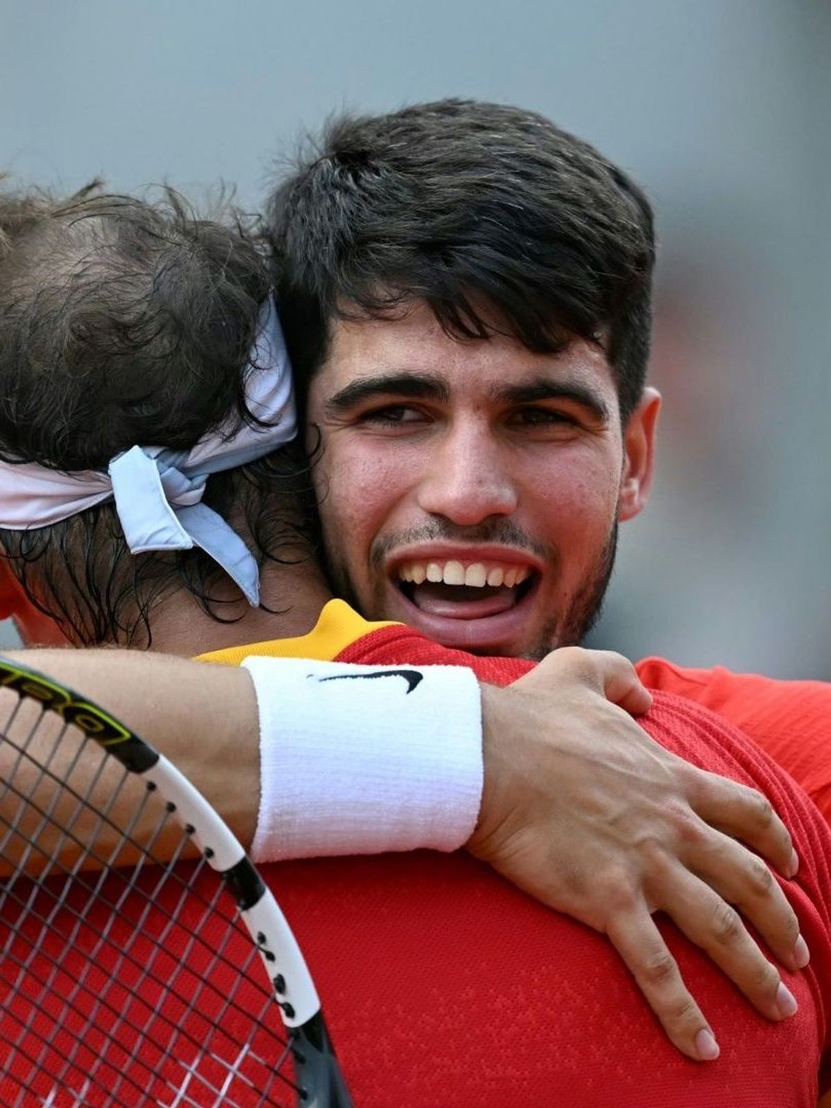 Carlos Alcaraz spielte mit Rafael Nadal in Paris