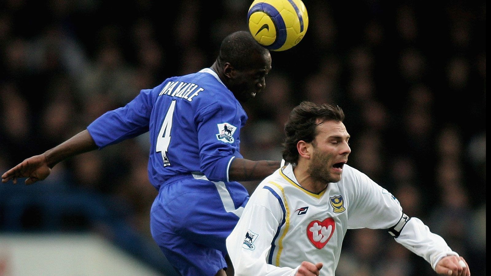 
                <strong>Claude Makelele</strong><br>
                Position: Zentrales Mittelfeld* - Unter Mourinho gespielt für: FC Chelsea - Letzter Verein: Paris St. Germain - *Karriere 2011 beendet
              