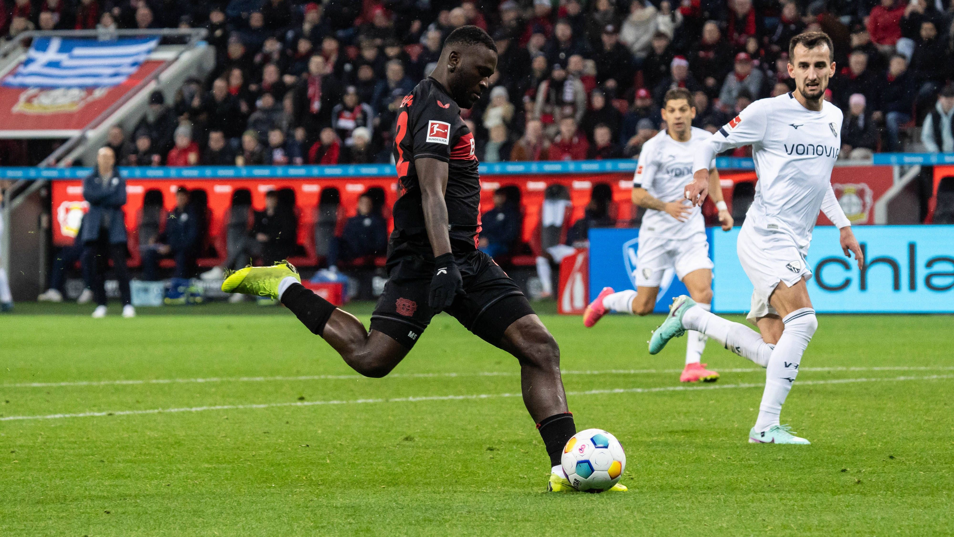 <strong>Meiste Torschüsse (Spieler)<br></strong>1. Platz: Victor Boniface (Bayer Leverkusen) - 75<br>2. Platz: Lois Openda (RB Leipzig) - 71<br>3. Platz: Harry Kane (FC Bayern München) - 69