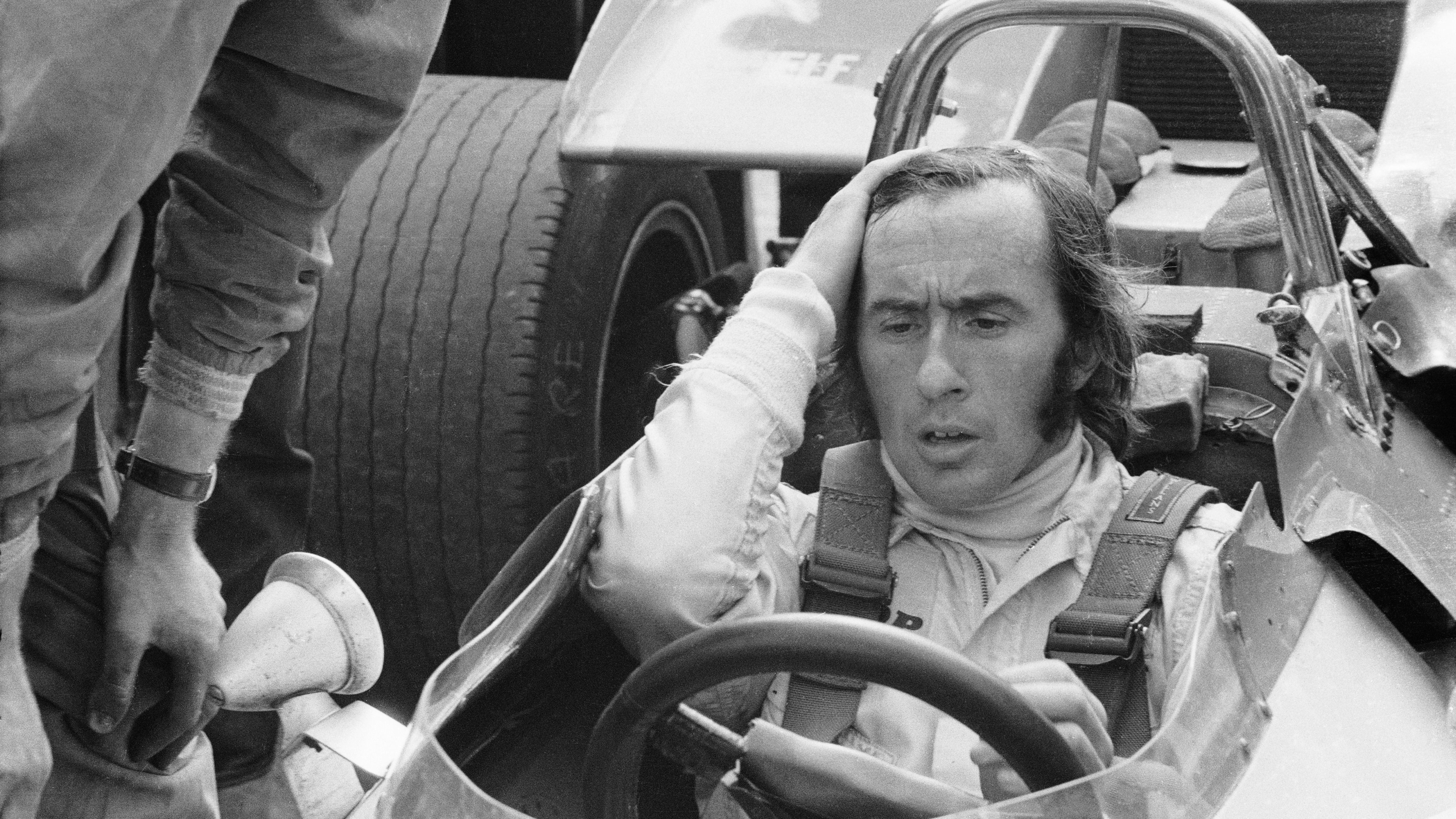 <strong>Platz 6 (geteilt): 1969 (Sir Jackie Stewart)</strong><br>Erneut Sir Jackie Stewart - erneut drei Rennen vor Schluss. Auch dieses Mal bei nur elf gefahrenen Rennen. 1969, damals noch mit Matra, konnte der Brite seinen ersten WM-Titel beim Großen Preis von Italien einfahren.