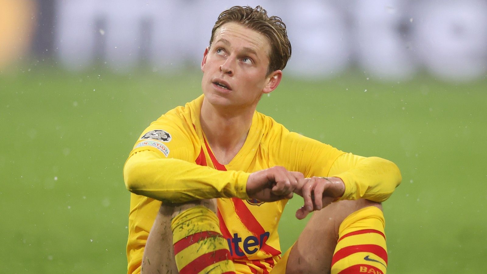 <strong>Frenkie de Jong (FC Barcelona)</strong><br>Der Mittelfeldspieler gilt immer wieder als möglicher Kandidat für den FC Bayern. Ob es diesmal ernst wird? Frenkie de Jong steht zwar bis 2027 in Barcelona unter Vertrag, wäre aber wohl für eine angemessene Ablöse zu bekommen.