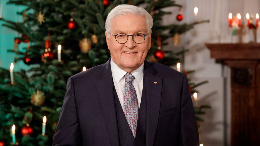 Bundespräsident Frank-Walter Steinmeier bei der Weihnachtsansprache 2023.