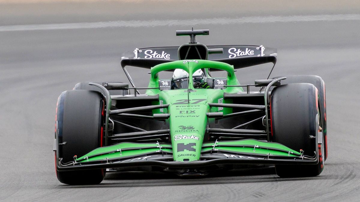 NORTHAMPTONSHIRE, ENG - JULY 05: Nico Hülkenberg of Germany and Team Stake F1 Team Kick Sauber (27) during the FP3 session at the F1 Grand Prix of Great Britain on July 05, 2025 at Silverstone Circ...