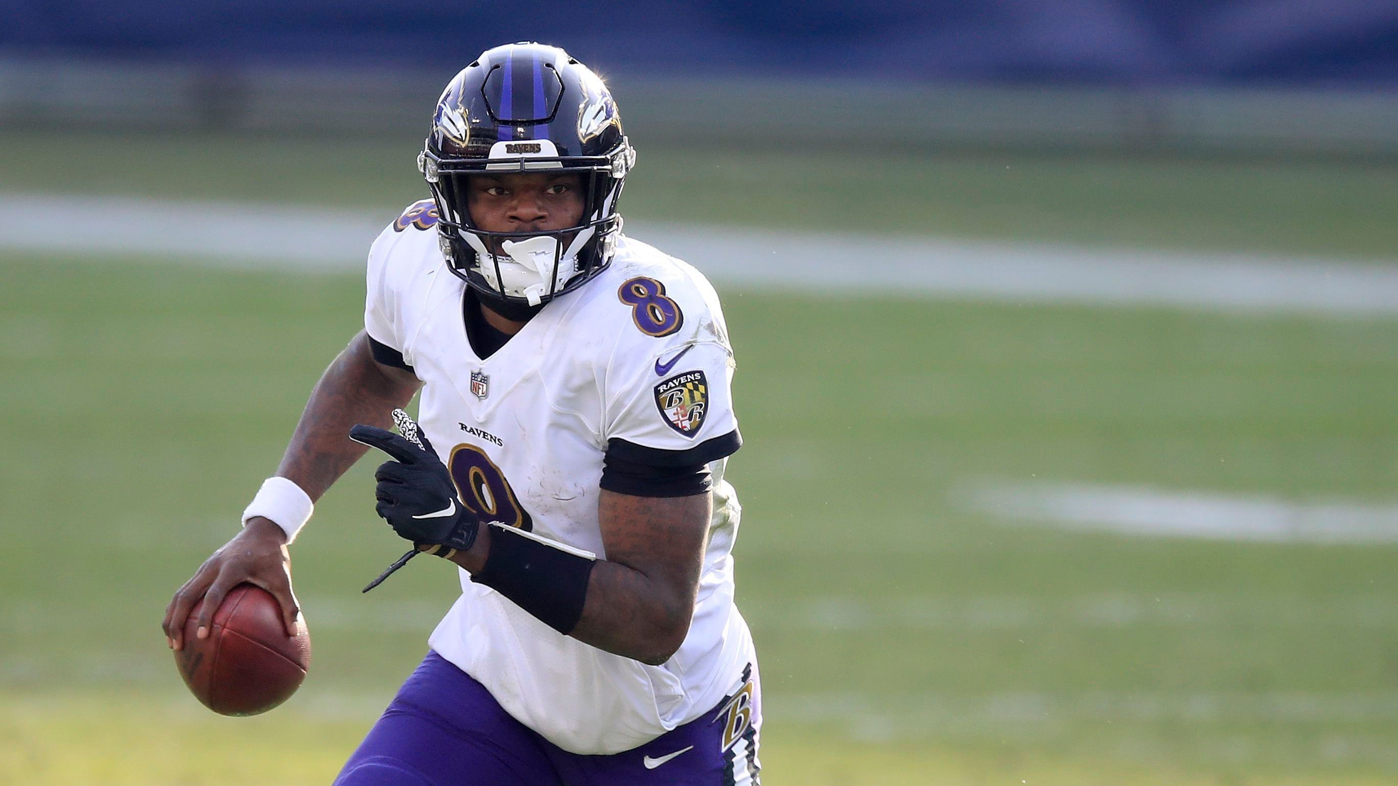 
                <strong>Platz 5: Lamar Jackson (Baltimore Ravens)</strong><br>
                Spielstärke: 90
              