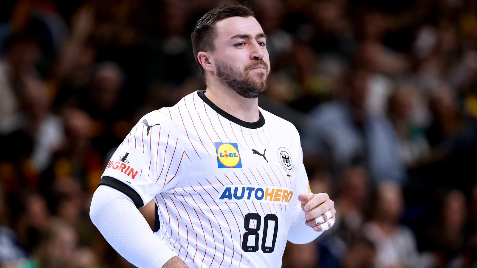 <strong>Jannik Kohlbacher (Rhein-Neckar Löwen)</strong><br>Monatsgehalt: 25.000 Euro