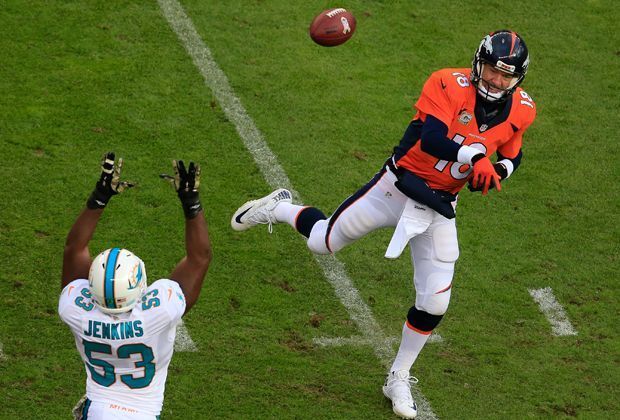 
                <strong>Platz 4: Peyton Manning (Denver Broncos / 36 TD / 11 INT):</strong><br>
                Der beste Quarterback aller Zeiten nur auf Rang 4? Was ist denn da passiert? Nun, Mannings Formkurve zeigt seit der Niederlage gegen New England nach unten. Und gegen die Topteams blieb Manning blass oder zeigte eine enttäuschende Leistung.
              