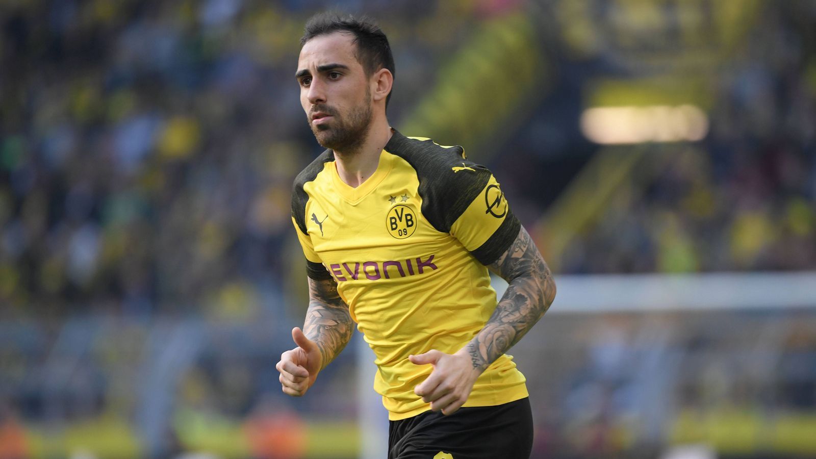 
                <strong>Paco Alcacer</strong><br>
                Kommt in der 87. Minute für Götze und verwandelt einen Elfmeter zum 4:0. ran-Note: -
              