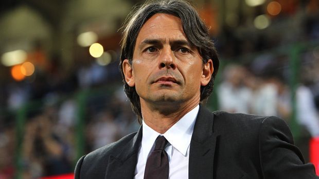 
                <strong>Filippo Inzaghi</strong><br>
                Filippo Inzaghi: Der 42-Jährige verließ bislang weder als Spieler noch als Trainer Italien. In der Jugendabteilung des AC Mailand startete er seine Karriere als Coach und arbeitete sich dort hoch. Im Juni 2014 wurde er schließlich Chef-Trainer der "Rossoneri". Ein Jahr später verkündete Milan die Trennung von dem Italiener. Inzaghi führte das Team nur auf den 10. Tabellen-Platz. Was wird die nächste Station von "Super-Pippo"?
              