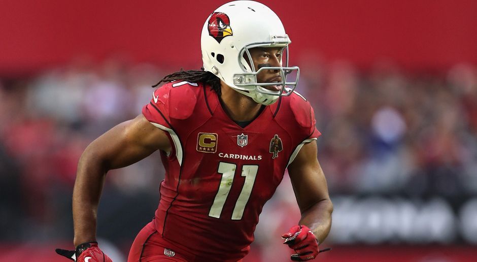 
                <strong>Wide Receiver: Larry Fitzgerald</strong><br>
                Larry Fitzgerald spielt inzwischen seine 14. Saison in der NFL und zählt immer noch zu den ganz Großen. Gegen die Giants feierte er sogar noch eine Premiere. Zum ersten Mal in seiner Karriere brachte er einen Pass an den Mann. Zudem fing er Pässe von Drew Stanton für 119 Yards und einen Touchdown. Einige Fantasy-Manager würden sich wohl freuen, wenn er noch eine weitere Spielzeit weitermachen würde.Gesamtpunktzahl: 17
              