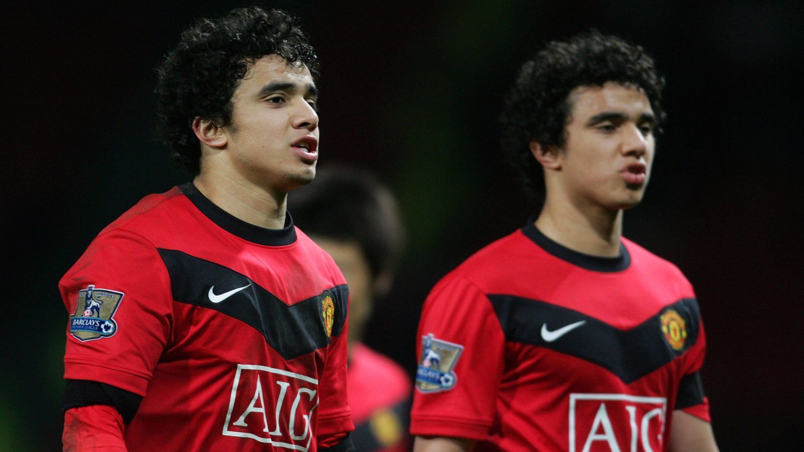 
                <strong>Rafael (li.) und Fabio (re., Manchester United)</strong><br>
                Gemeinsame Champions-League-Spiele: 2
              