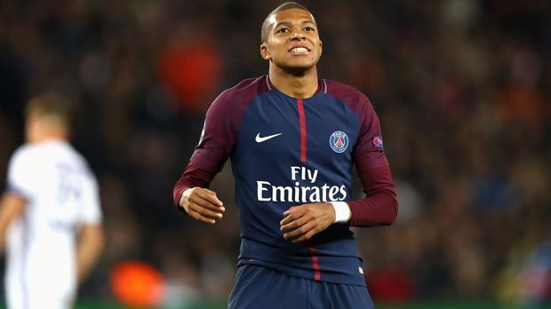 
                <strong>Platz 8 - Kylian Mbappe</strong><br>
                Jahresgehalt: 18 Millionen EuroVerein: Paris St. Germain (Frankreich)Position: MittelstürmerAlter: 19 Jahre
              