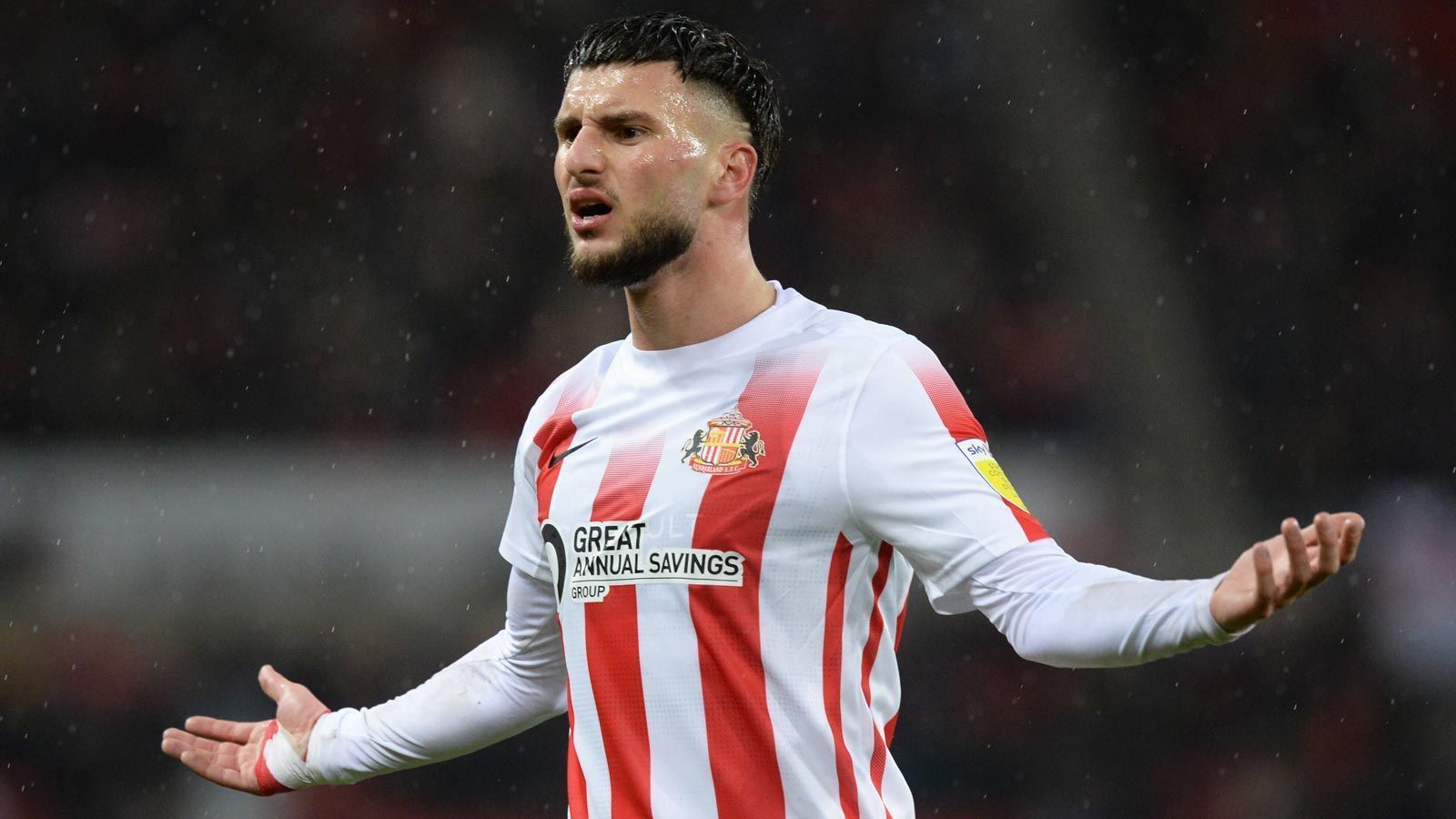 
                <strong>1. FC Union Berlin </strong><br>
                Sieben verliehene Spieler: Marcus Ingvartsen (1. FSV Mainz 05), Tymoteusz Puchacz (Trabzonspor), Leon Dajaku (Foto/ AFC Sunderland), Pawel Wszolek (Legia Warschau), Tim Maciejewski, Lennart Moser (beide SK Austria Klagenfurt) und Fabio Schneider (Kuopion Palloseura)Ein ausgeliehener Spieler: Timo Baumgartl (PSV Eindhoven)
              