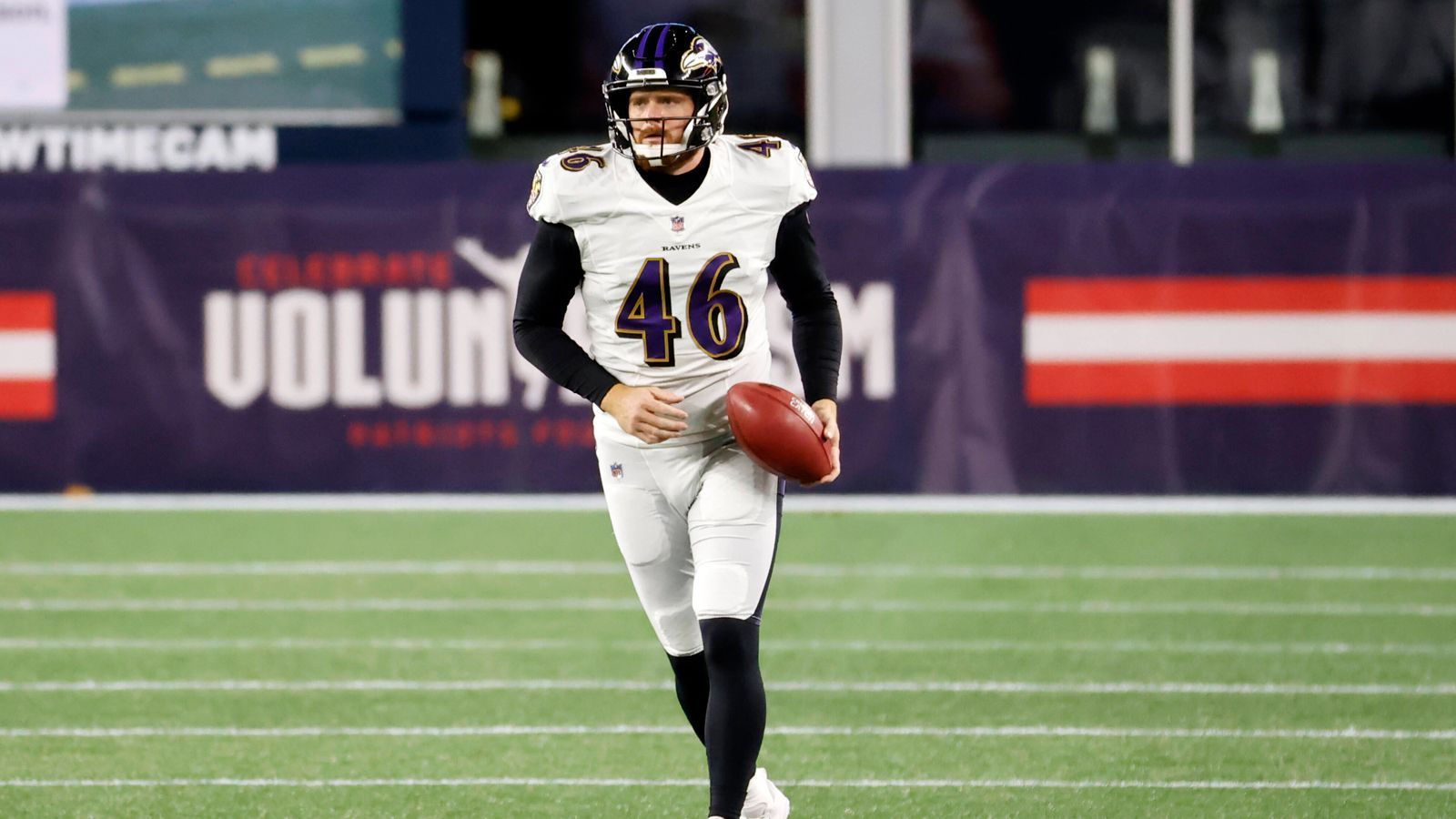 
                <strong>Long Snapper</strong><br>
                Morgan Cox (Baltimore Ravens), 27 Stimmen - 2nd Team: Luke Rhodes (Indianapolis Colts), 8 Stimmen
              