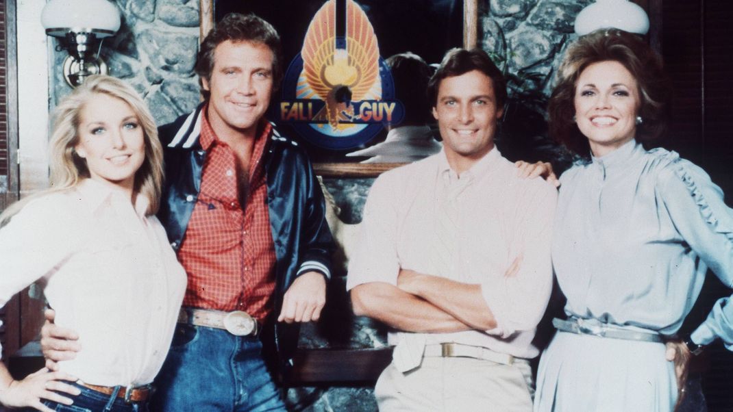 Heather Thomas, Lee Majors, Douglas Barr und Jo Ann Pflug (v.l.n.r.) 1982 in "Ein Colt für alle Fälle".