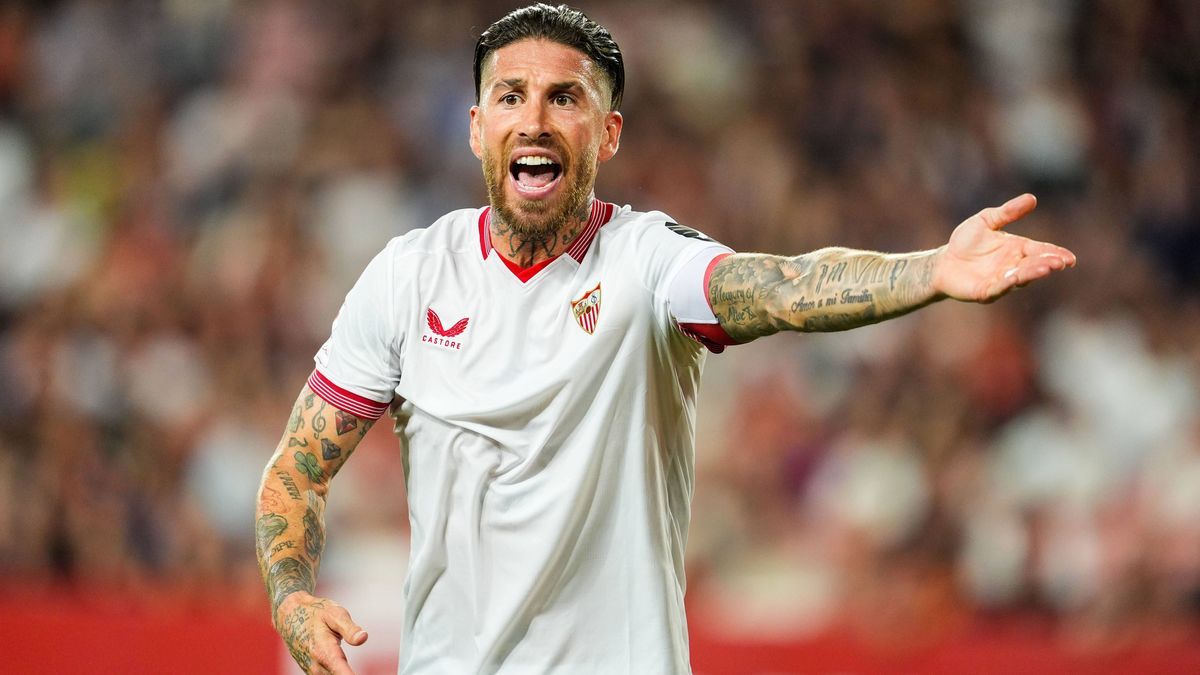 May 26, 2024, Sevilla, Sevilla, SPAIN: Sergio Ramos of Sevilla FC protests during the Spanish league, LaLiga EA Sports, football match played between Sevilla FC and FC Barcelona, Barca at Ramon San...