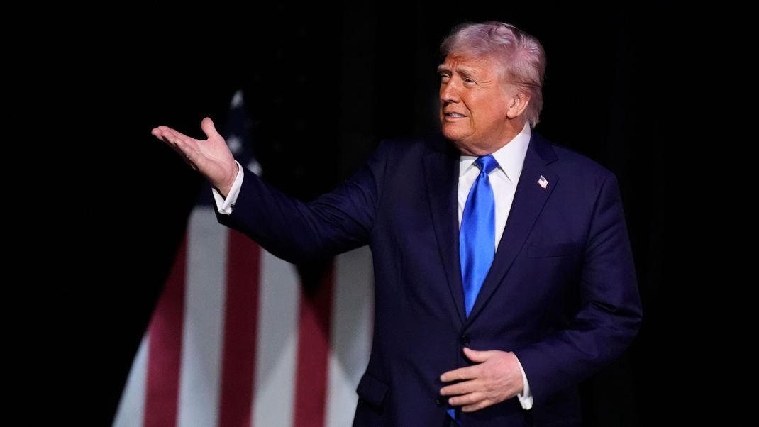 US-Präsident Donald Trump will die Geschichte der Vereinigten Staaten von Amerika ein wenig nachschärfen.