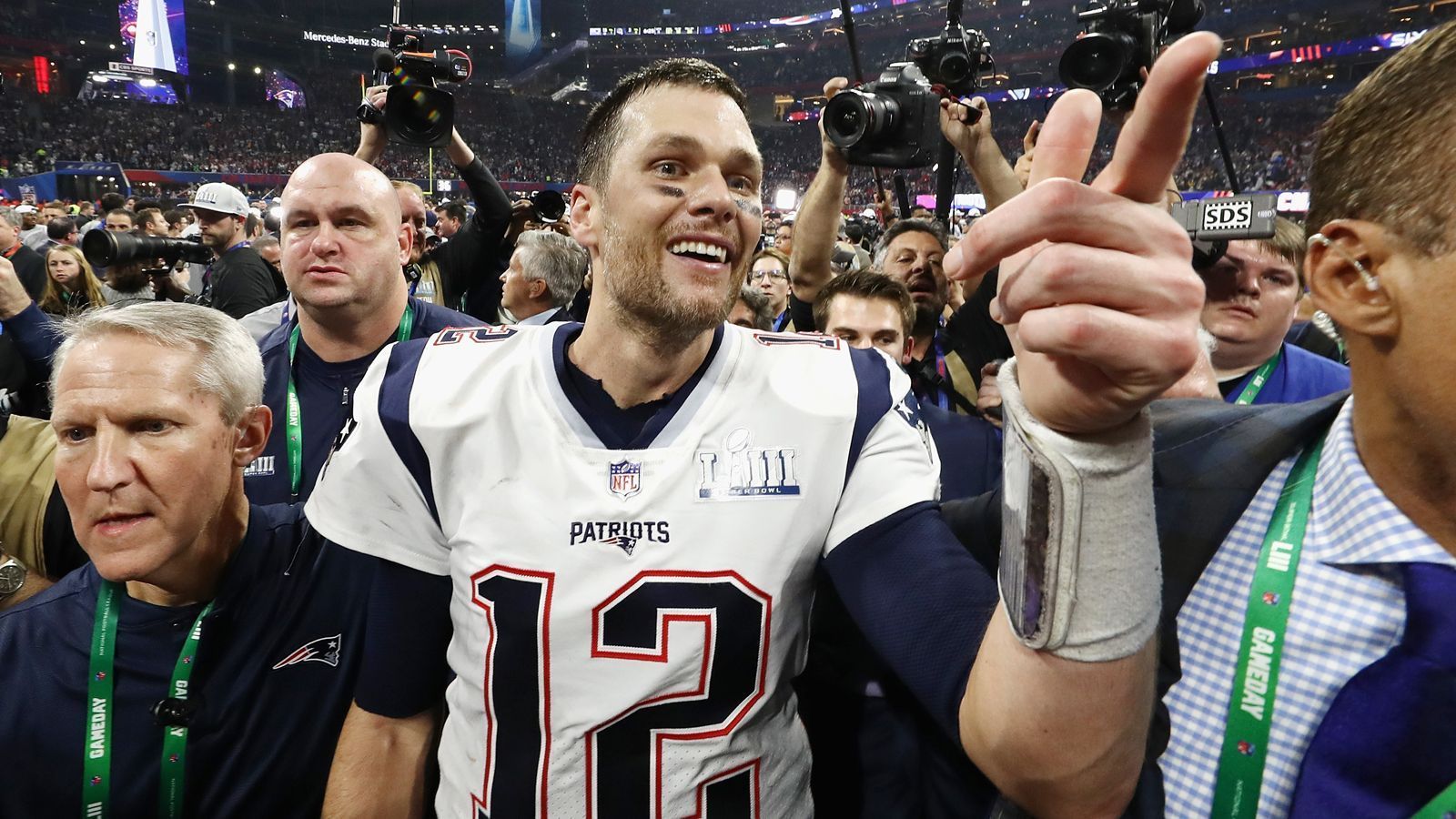 
                <strong>New England Patriots</strong><br>
                Top-Verdiener: Tom BradyPosition: Quarterback Jährliches Durchschnittsgehalt: 15.000.000 US-Dollar
              