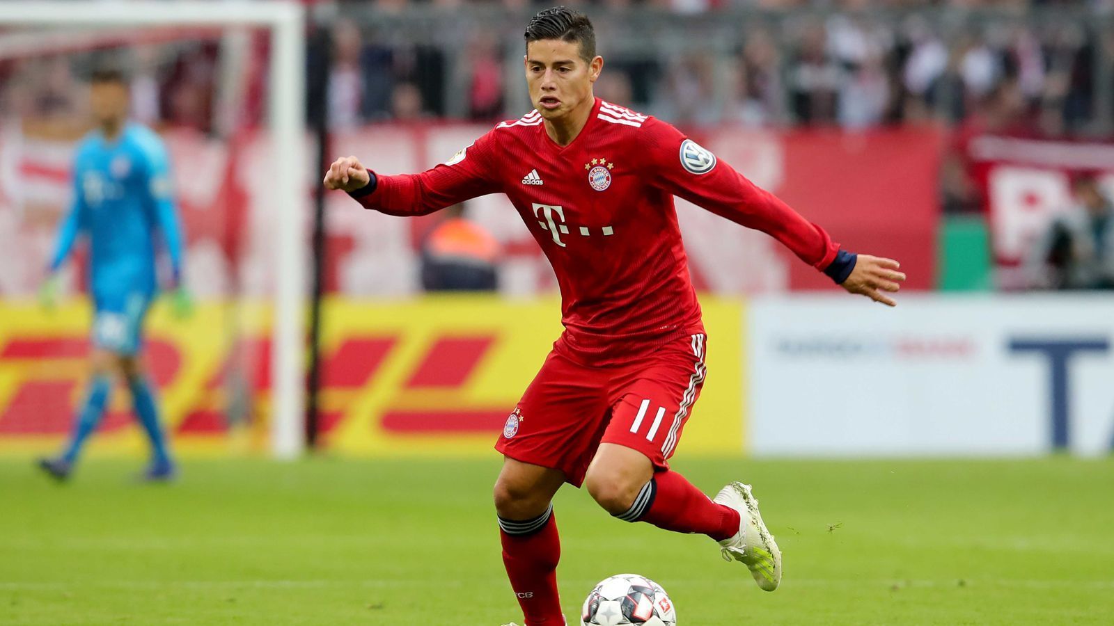 
                <strong>James Rodriguez (FC Bayern München)</strong><br>
                &#x2022; Leihgebühr für eine Saison: 6,5 Millionen Euro<br>&#x2022; Tatsächliche Leihgebühr: 13 Millionen Euro (Zeitraum: Juli 2017 bis Juni 2019)<br>&#x2022; Geliehen von: Real Madrid<br>&#x2022; Geliehen an: FC Bayern München<br>
              