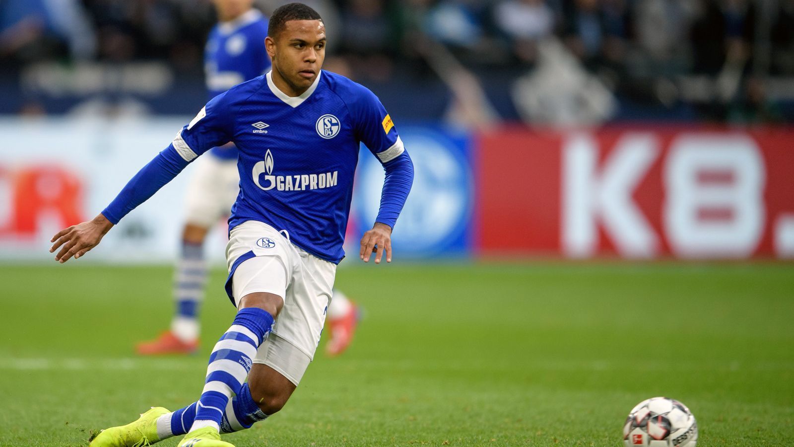 
                <strong>FC Schalke 04</strong><br>
                Weston McKennie (20 Jahre, Mittelfeld)Transferwert: 18 Millionen EuroVertrag bis: 2022
              