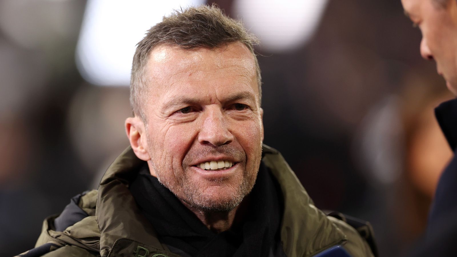 <strong>Lothar Matthäus</strong><br>Neben seiner Tätigkeit als "Sky"-Experte wird Lothar Matthäus Klubbesitzer. Mit Partnern kaufte er den ghanaischen Verein Accra Lions FC. "Natürlich ist es ein Businessmodell", sagte er der "Bild". "Wir wollen junge Spieler nach Europa bringen. Auf seriösem Weg und schon gut ausgebildet. Deshalb wird hier auch ins Trainingsgelände investiert."