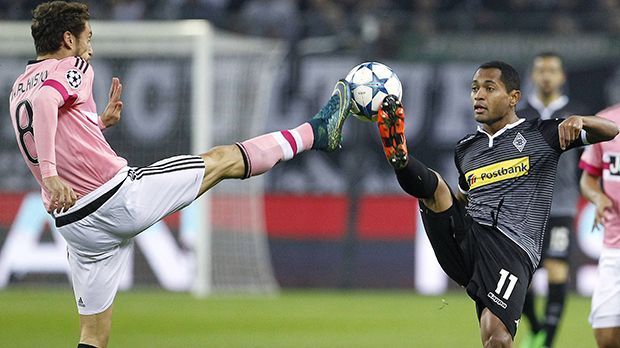 
                <strong>Raffael</strong><br>
                Raffael: Ließ sich immer wieder aus der Spitze ins Mittelfeld fallen. War mit seiner Technik stets in der Lage, den Ball zu kontrollieren und die schnellen Außen einzusetzen. Bärenstarker Auftritt. ran-Note: 2+
              