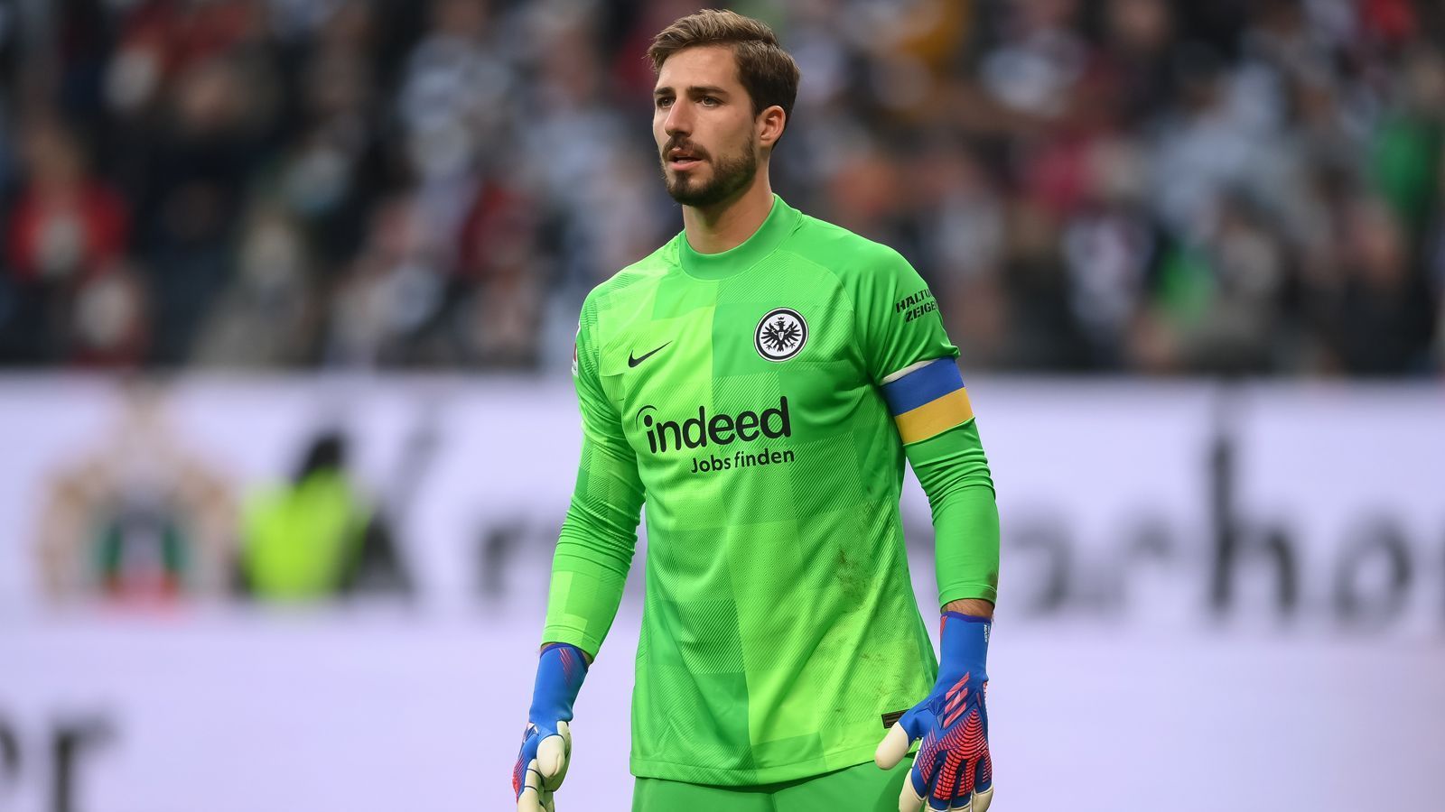 
                <strong>Kevin Trapp</strong><br>
                Pariert in der Anfangsphase stark gegen Ferran Torres. Muss danach in der ersten Halbzeit nicht mehr groß eingreifen. Auch im zweiten Durchgang nur selten gefordert, beim 1:1 dann machtlos. ran-Note: 3
              