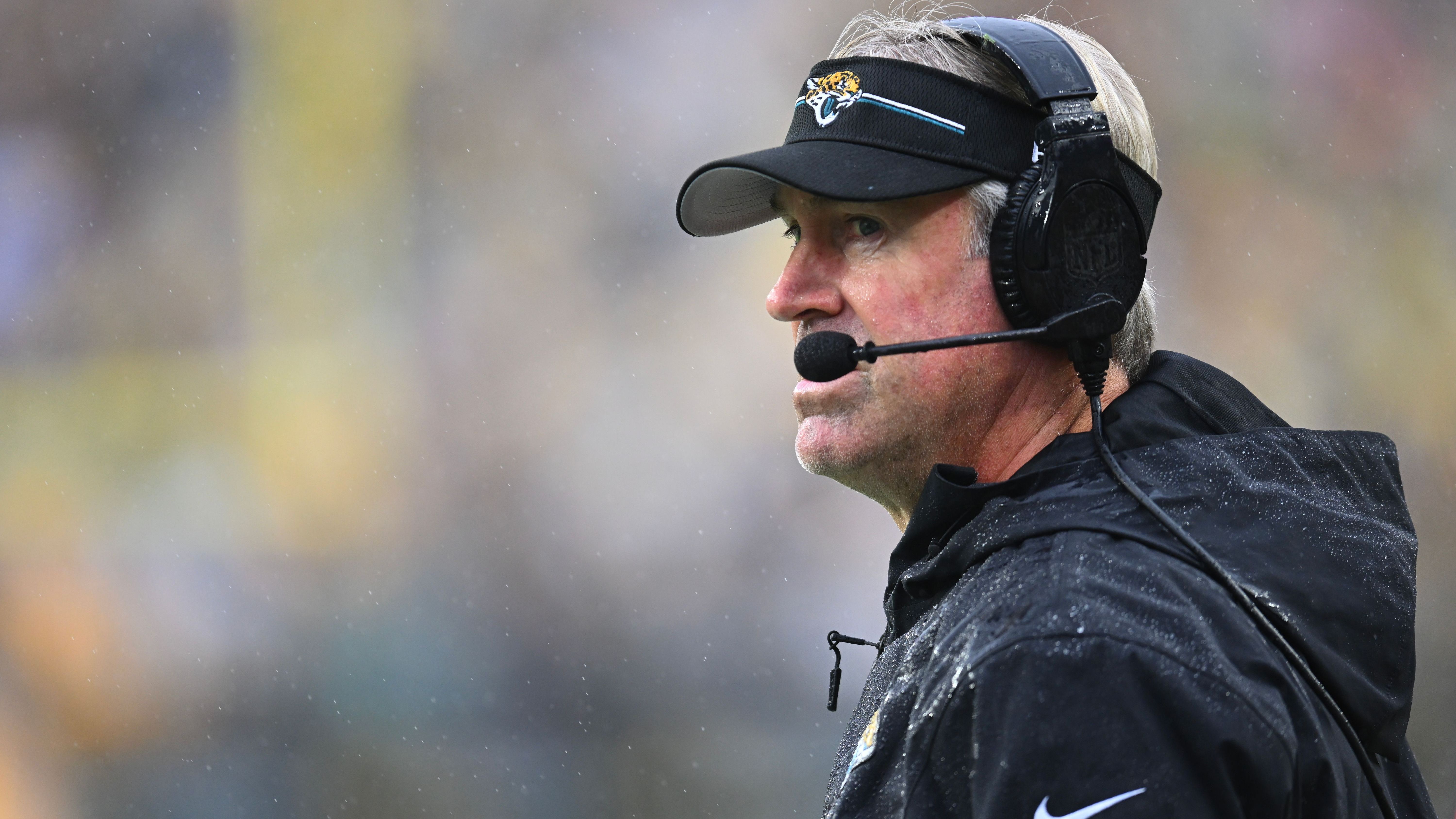 <strong>Verlierer: Die Jacksonville Jaguars</strong><br>Die guten Nachrichten: Es scheint wohl nicht das Saisonaus für Lawrence zu sein und die Jags haben bereits acht Siege geholt. Die schlechten Nachrichten sind aber: Die AFC South ist in diesem Jahr ausgesprochen stark und Backup C.J. Beathard hat in seiner Karriere als Starter bisher noch nirgendwo wirklich geglänzt.