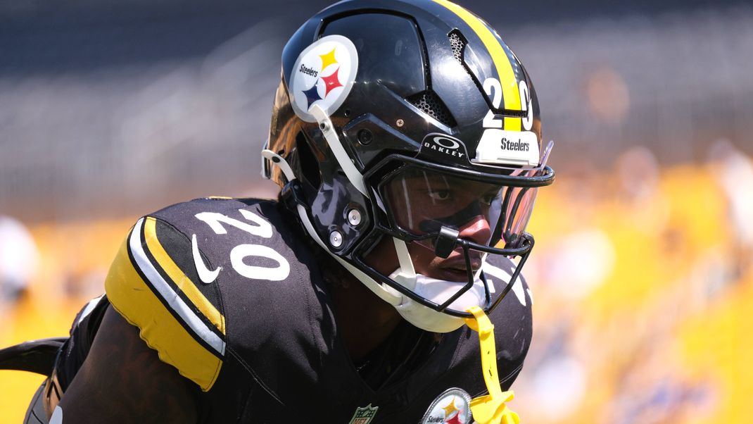 SEPT 14, 2025: Kaleb Johnson 20 during the 2025 Steelers vs Seahawks game in Pittsburgh, PA. /CSM Pittsburgh USA - ZUMAcp5_ 20250914_faf_cp5_057 Copyright: xJasonxPohuskix