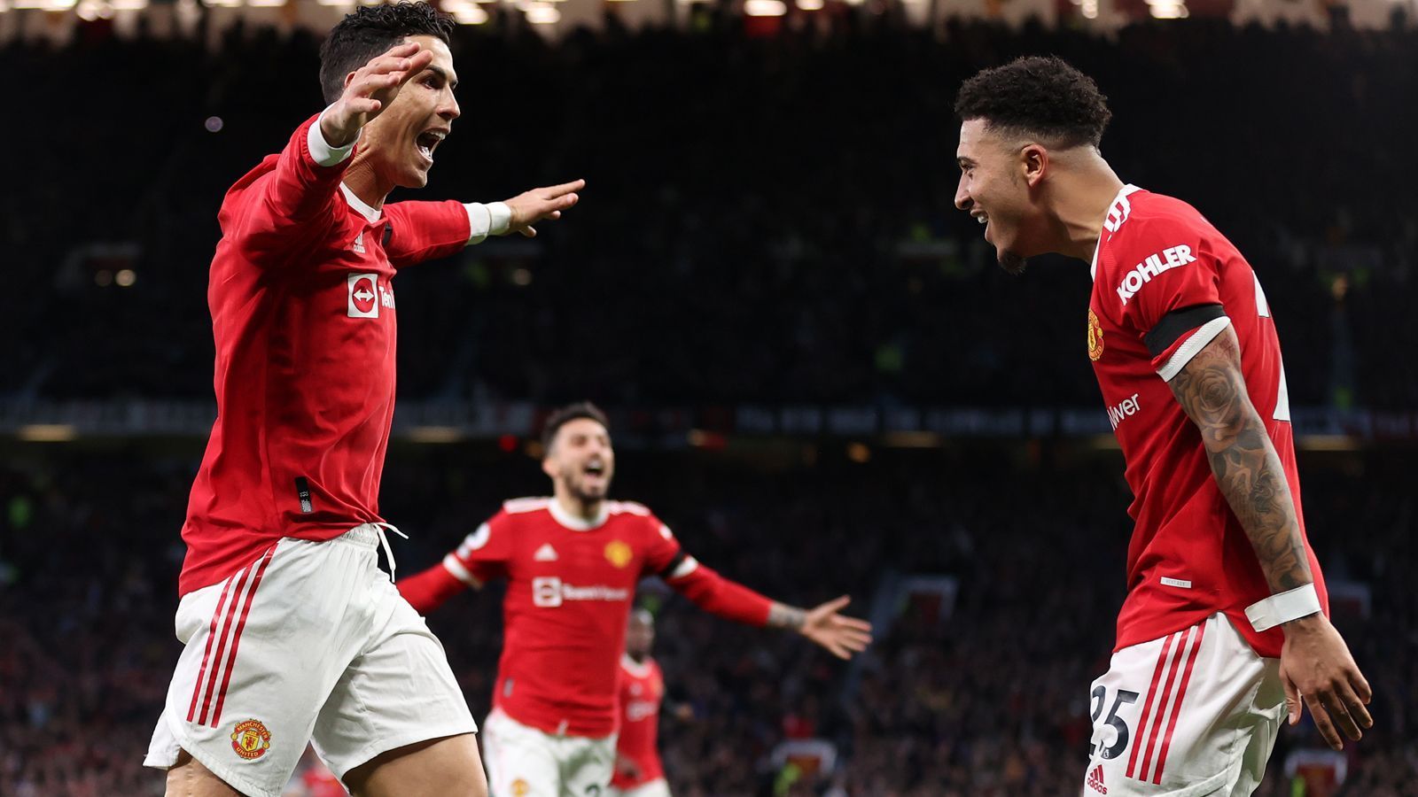 
                <strong>Platz 2: Manchester United</strong><br>
                Beraterkosten 2021/22: 34,3 Millionen Euro
              