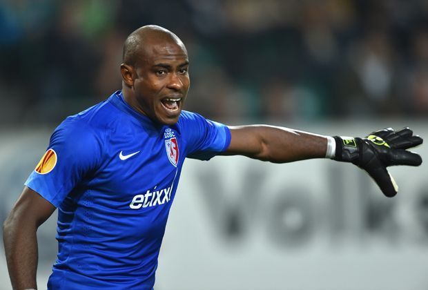 
                <strong>Vincent Enyeama (OSC Lille)</strong><br>
                Auch Vincent Enyeama hielt sein Kasten 14 Mal sauber. Der Keeper vom OSC Lille kam in der französischen Ligue 1 in 38 Spielen zum Einsatz und kassierte dabei insgesamt 42 Gegentore.
              