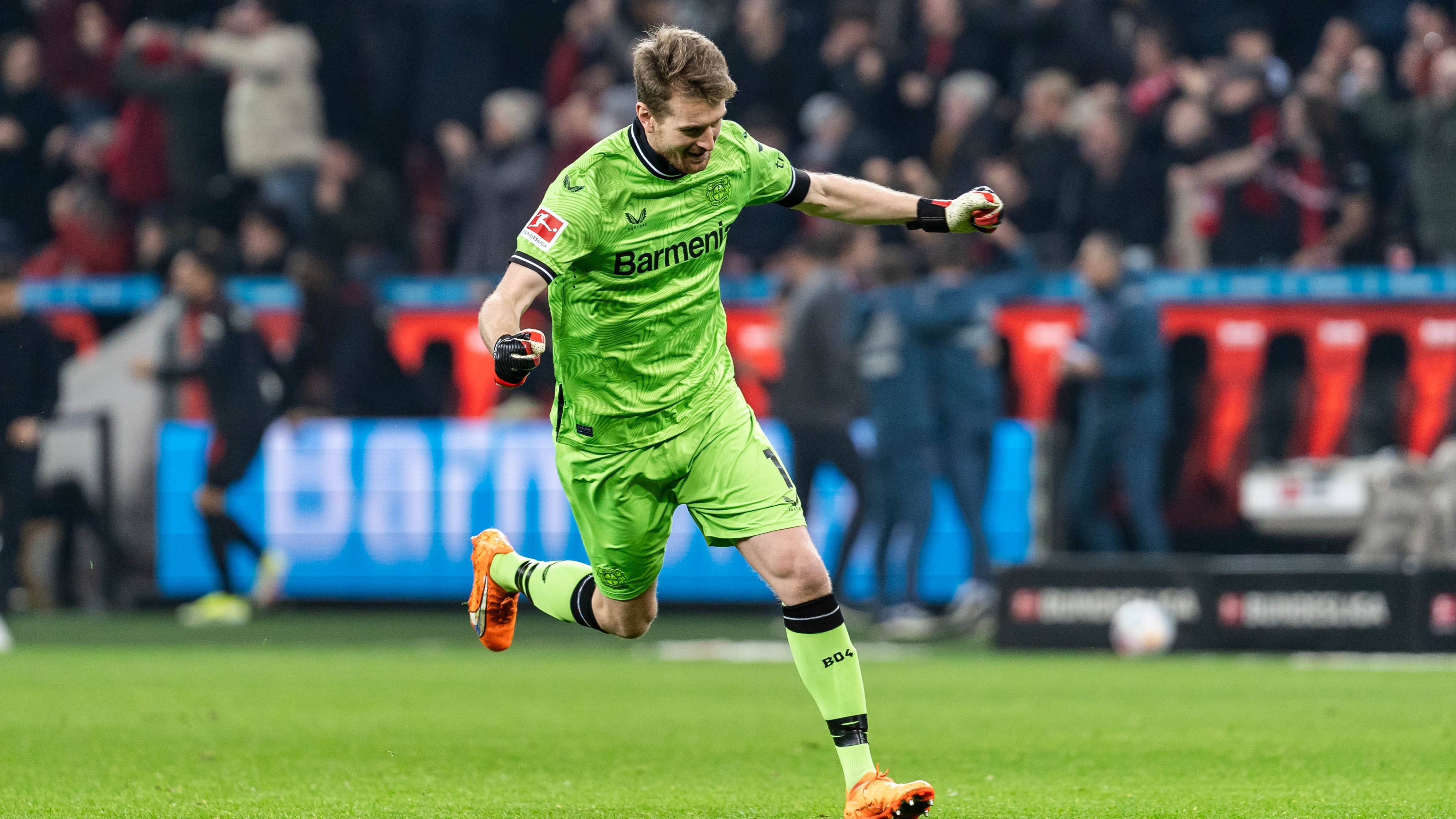 <strong>Lukas Hradecky (Bayer Leverkusen)</strong><br>Hat gegen ideenlose Bayern nahezu nichts zu tun. Ist zur Stelle, wenn es vonnöten ist. <strong><em>ran</em></strong><strong>-Note: 3</strong>