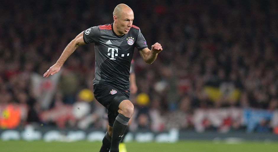 
                <strong>Arjen Robben (FC Bayern München)</strong><br>
                Arjen Robben: In den ersten Minuten sorgte er gleich für ordentlich Alarm. Der Niederländer war an fast jeder Offensivaktion beteiligt, setzte etwa Lewandowski mit einem herrlichen Heber in Szene. Mit der Defensivarbeit war er jedoch in dieser Phase überfordert. In der zweiten Hälfte zeigte er mehrmals seine ganze Klasse, legte sich das 2:1 quasi selbst auf und beseitigte somit zeitig alle Zweifel. Durfte sich nach 70 Minuten seinen Applaus abholen. ran-Note: 3
              